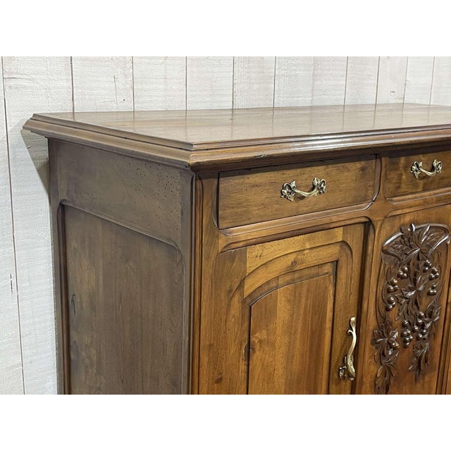 Art Nouveau Sideboard in Walnut For Sale - Image 5 of 18