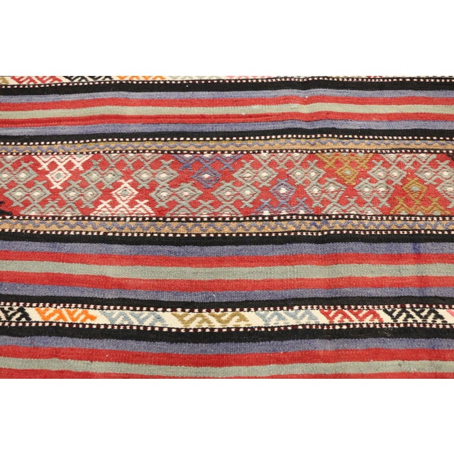 Vintage Turkish Kilim Rug - 05'10 X 09'06 For Sale - Image 4 of 8