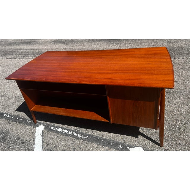 Danish Modern Desk by Svend Age Madsen Model 88 60s Sigurd Hansens Møbelfabrik For Sale In Phoenix - Image 6 of 10