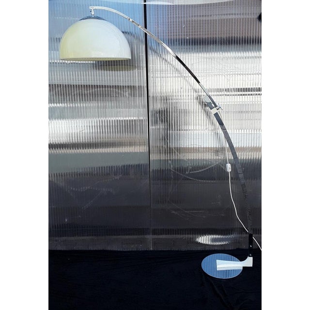 Mid-Century Modern Large Vintage Chrome-Plated Arch Lamp with Cream Foot and Cream Plastic Shade from Sölken Leuchten, Germany, 1960s For Sale - Image 3 of 7