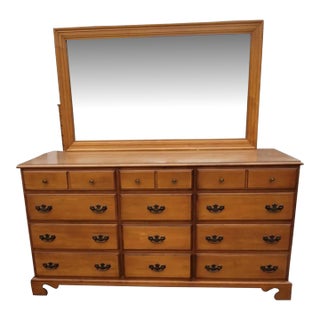 Stanley's Distinctive Furniture Collection 12-Drawer Maple Dresser For Sale