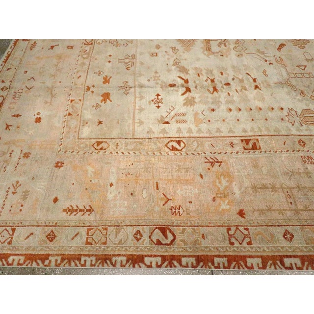 Early 20th Century Galerie Shabab Collection Early 20th Century Turkish Oushak Room Size Carpet For Sale - Image 5 of 8