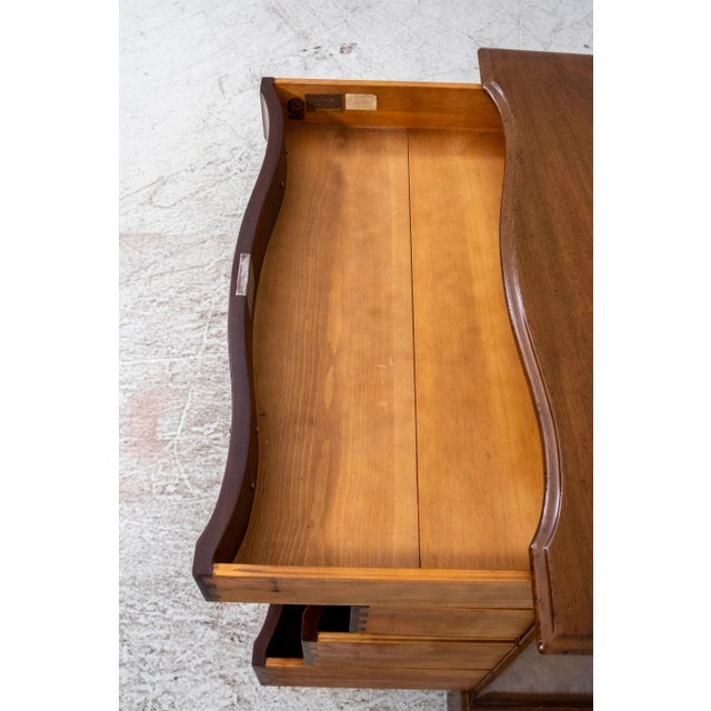 Kittinger Colonial Williamsburg Cw-183 Mahogany Bachelor Chest For Sale In Philadelphia - Image 6 of 18