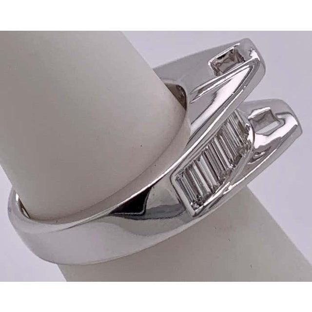 14 Karat White Gold Ring Wedding Band With Diamond Baguettes For Sale - Image 9 of 12