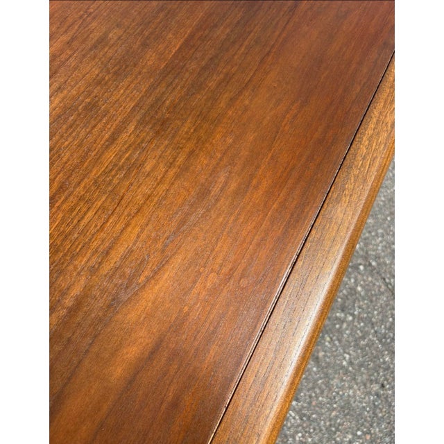 Fully-Refinished Mid Century United Diamond Front Dresser Set For Sale - Image 11 of 16