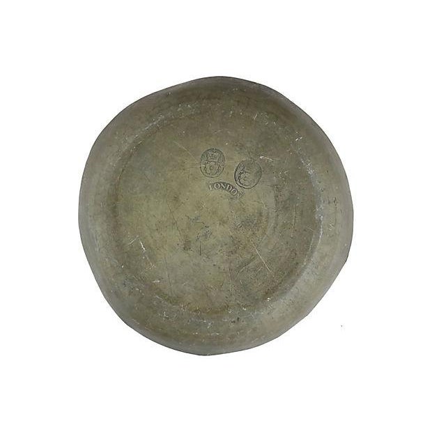 English 18th Century London Pewter Bowl For Sale - Image 3 of 4