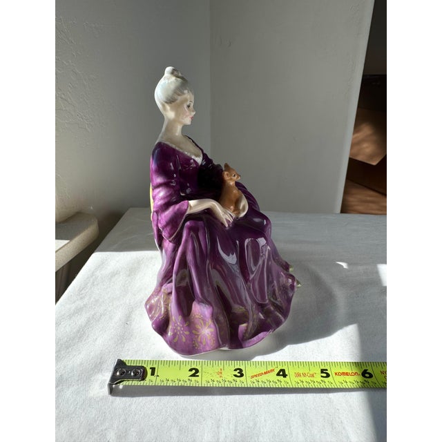 Late 20th Century Royal Doulton Figurine ~ “Charlotte” Hn 2421 For Sale - Image 10 of 11