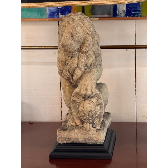 Traditional 1950s Pair of Stone Lion Table Lamps For Sale - Image 3 of 14