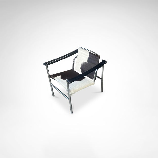 Cassina LC1 Ponyskin Armchair by Le Corbusier for Cassina, 1980s For Sale - Image 4 of 10