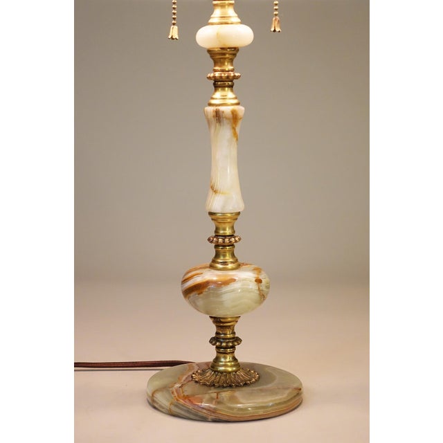 1920s French Art Nouveau Neo Classic Green Banded Onyx Marble Brass Table Lamp For Sale - Image 4 of 11