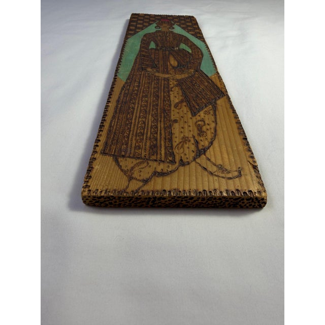 Mid-Century Turkish Pyrography Panel of an Ottoman Lady, İstanbul Olgunlaşma Enstitüsü For Sale - Image 13 of 16
