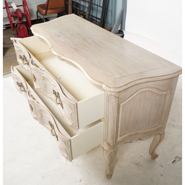 Eggshell 1970s Baker Furniture Louis XV Style Bleached Serpentine Bombe Chest With Bronze Mounts For Sale - Image 8 of 11