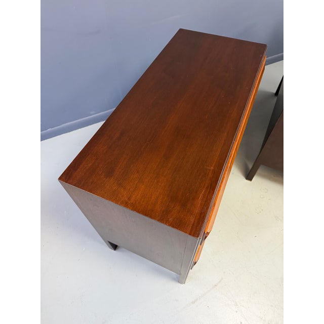 1950s Pair of Edward Wormley for Dunbar Model 5911 Gentleman’s Chests Original Finish For Sale - Image 11 of 13