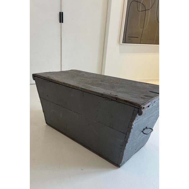 Rustic European Antique Primitive Painted Wood Trunk With Original Patina – Early 20th Century For Sale - Image 3 of 9