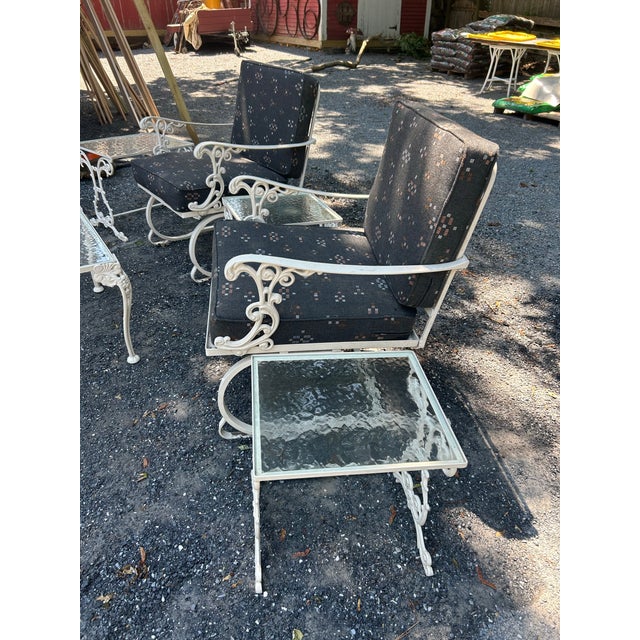 1960s Mid-Century Meadowcraft (Attributed To) 5 Piece Wrought Iron Patio Set With Nesting Tables - Ready for Immediate Use For Sale - Image 5 of 11