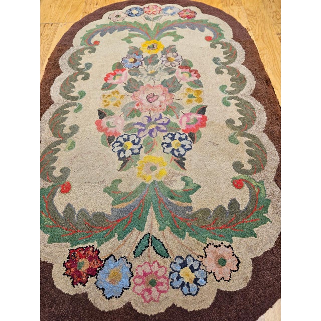 Vintage American Hand Hooked Rug, Wool & Cotton, Floral Pattern, Folk Art Tapestry, 3x5 For Sale - Image 9 of 15
