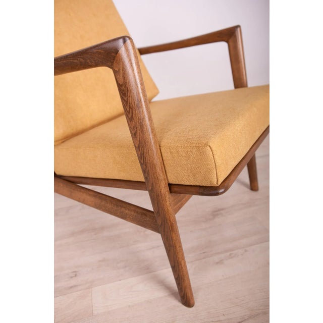 300-139 Armchair from Swarzędzka Factory, 1960s For Sale - Image 10 of 12