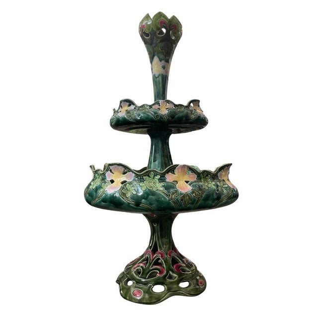 A Vintage Majolica Tiered Pottery Centerpiece, 20th Century For Sale In West Palm - Image 6 of 12