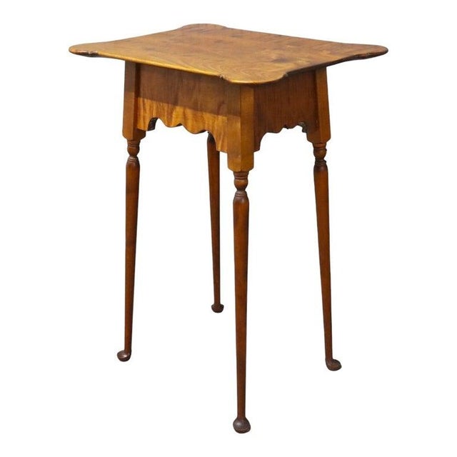 Wood Pair River Bend LTD Federal Tiger Maple Butterfly Top Stands, Signed, 20thC For Sale - Image 7 of 13