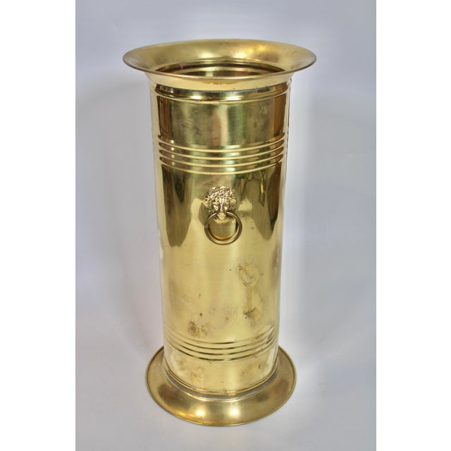1960s English Brass Umbrella Stand With Lion’s Head Handles For Sale - Image 4 of 9
