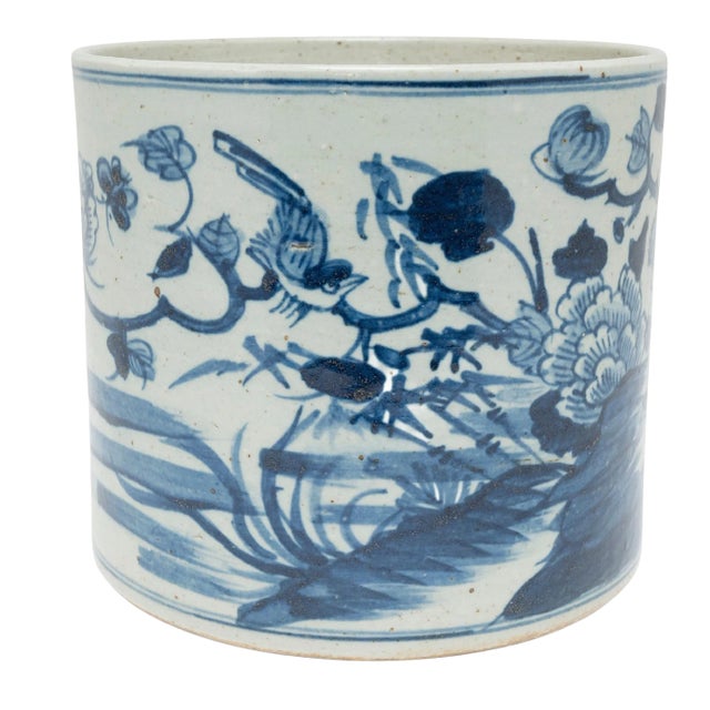 Vintage Chinese Blue & White Peony Brush Pot For Sale