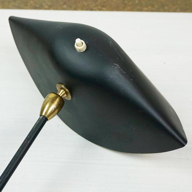 Black Single Arm Wall Lamp attributed to Serge Mouille, 1950s For Sale - Image 6 of 14