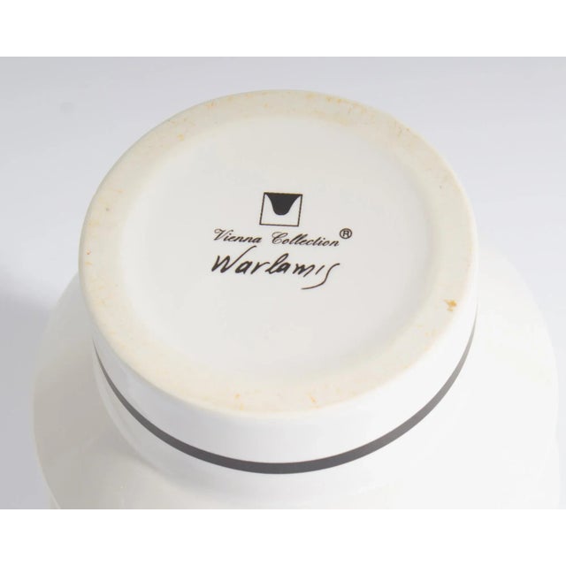 Heide Warlamis - Viënna Collection - Tischstück aus Porzellan | €125