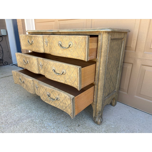 Vintage Baker Furniture French Provincial Painted Three-Drawer Commode For Sale - Image 10 of 14