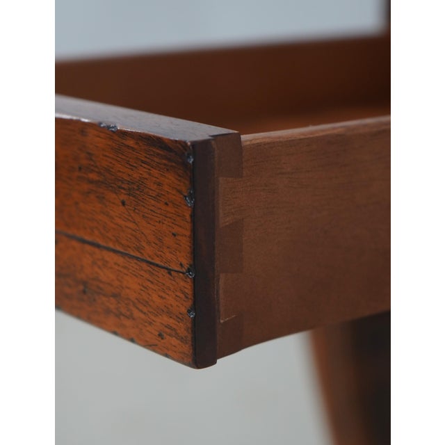 1990s Henredon One-Drawer French Provincial Mahogany Side Table For Sale - Image 5 of 16