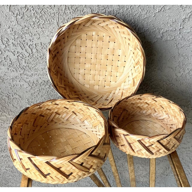 Late 20th-Century Artfully Handwoven Trio of Nested Rattan Circular Baskets For Sale - Image 13 of 18