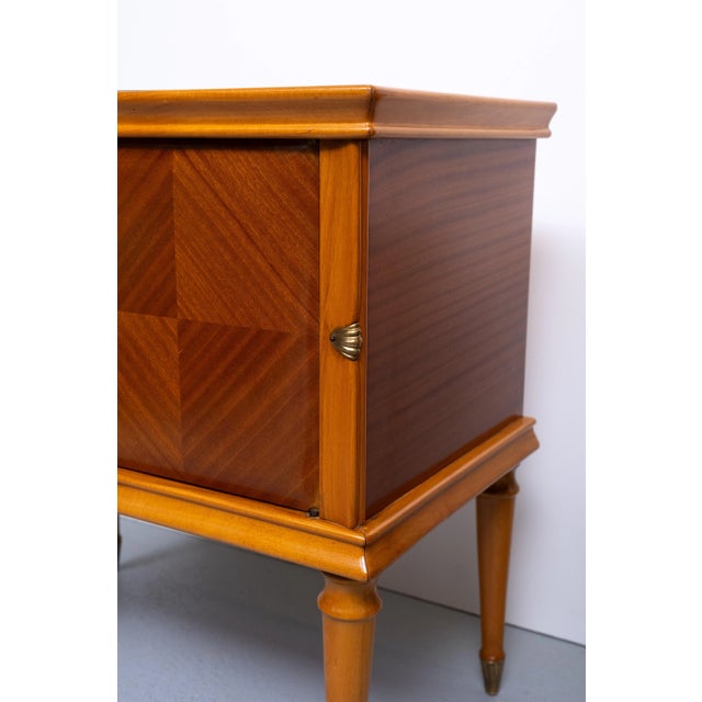 Italian Walnut Nightstands, 1950s, Set of 2 For Sale - Image 9 of 10