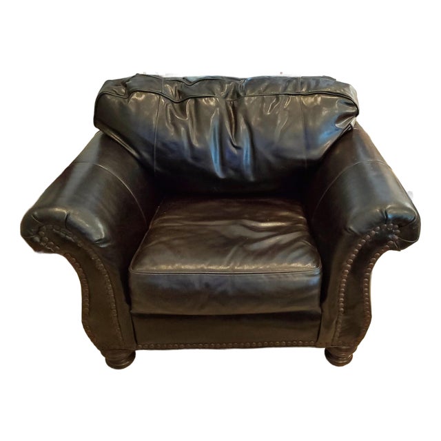 Oversized Club Furniture "Devonshire" Low-Profile Chocolate Leather Lounge Chair For Sale