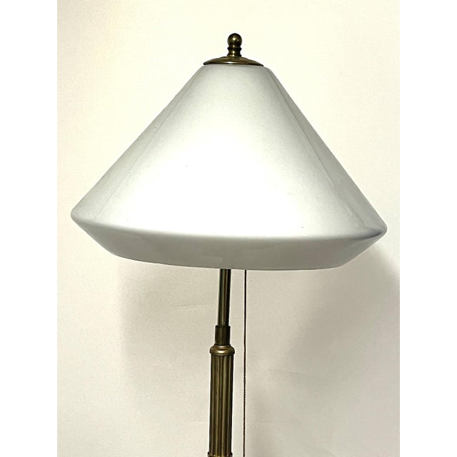 Mid-Century Modern Brass and Onyx Glass Shade Floor Lamp from Unbekannt, 1960s For Sale - Image 3 of 8