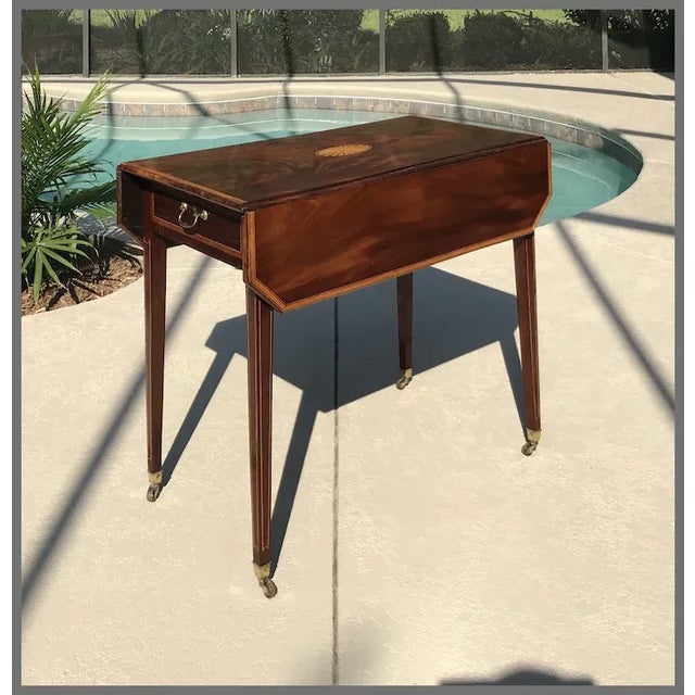 Circa 1800 English Pembroke Table For Sale - Image 4 of 12