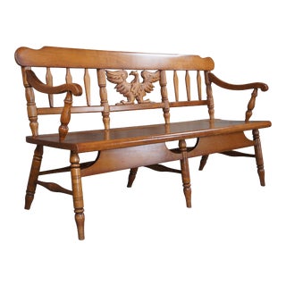 Mid 20th Century Cushman Colonial Maple Country Farmhouse Shoreham Eagle Back Bench For Sale