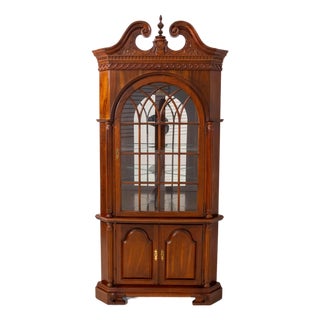 Hitchcock Mahogany Georgian Style Lighted Corner Cabinet For Sale