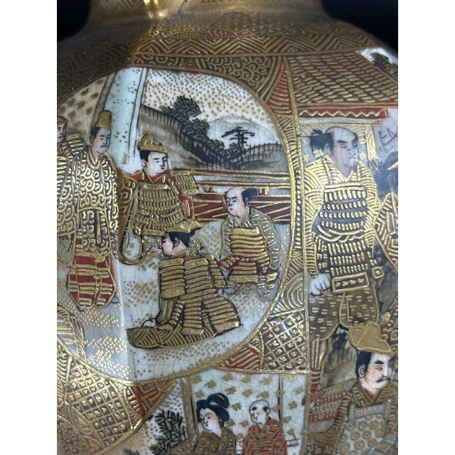 Japanese Meiji Satsuma Vase with Samurai Scenes from Kinkozan Studio, 1890s For Sale - Image 3 of 10