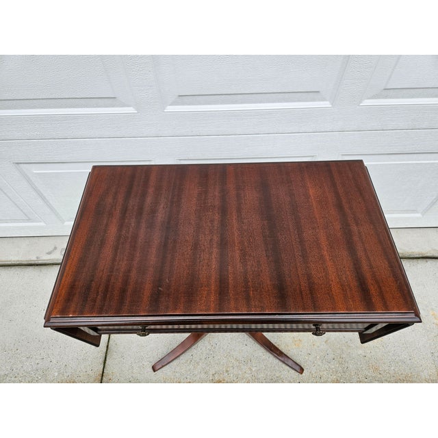 Imperial Furniture, Grand Rapids Mahogany Pedestal Drop Leaf Side Table For Sale - Image 4 of 12