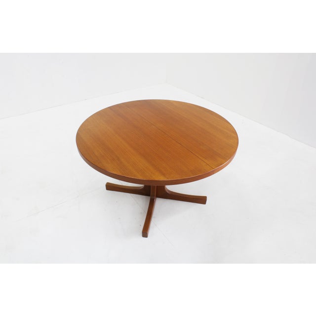 Vintage Danish Round Extendable Dining Table in Teak, 1960s For Sale - Image 6 of 9