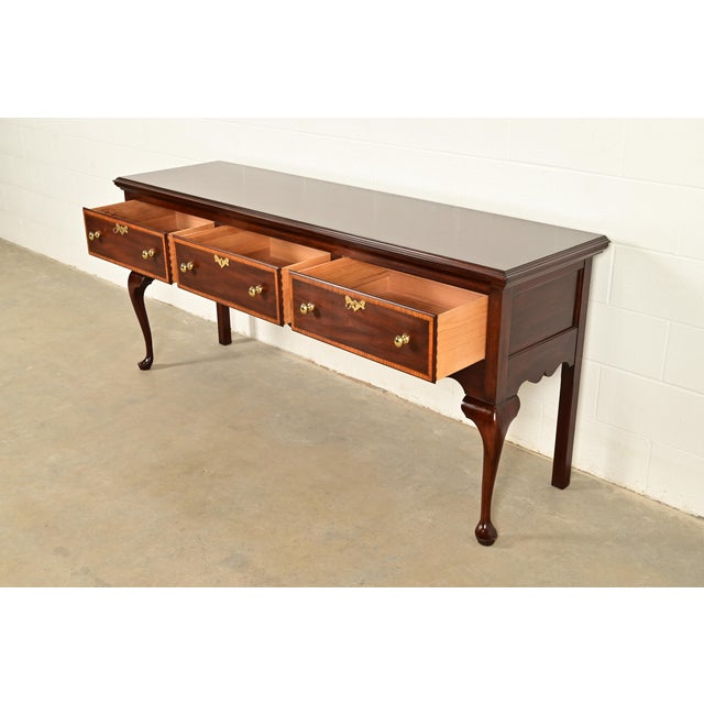 Henkel Harris Queen Anne Solid Mahogany Sideboard Credenza For Sale In South Bend - Image 6 of 15