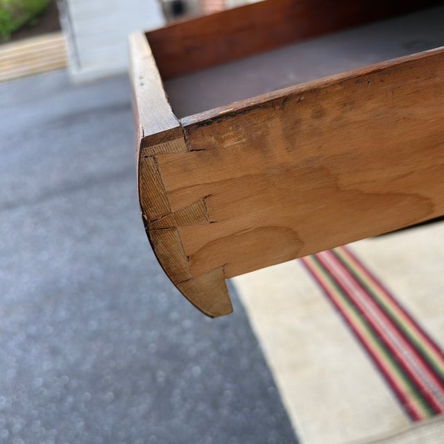 Early 19th Century A Fine Antique Mahogany Empire Dropleaf Breakfast Table, New England, Circa 1840's For Sale - Image 5 of 12