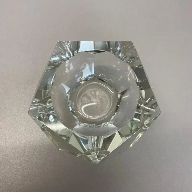Large Murano Faceted Diamond Ashtray in the style of Flavio Poli, 1970s For Sale - Image 13 of 18
