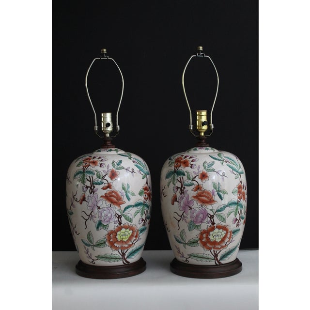 Antique White Early 20th Century Chinese Imari Style Lamps - a Pair For Sale - Image 8 of 12