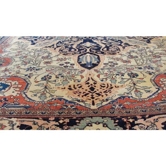 Late 19th Century Antique Persian Sarouk Feraghan Carpet, 8'6" × 11'10" For Sale - Image 5 of 7
