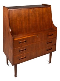 Example of Maurice Villency Desks