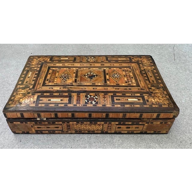 Early 20th Century Middle Eastern Moorish Mosaic Micro Marquetry Inlay Jewelry Box For Sale - Image 10 of 18