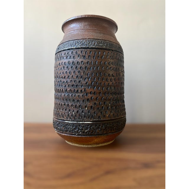 Mid-Century Modern Mid-Century Modern John Fleming Pottery Vase For Sale - Image 3 of 10