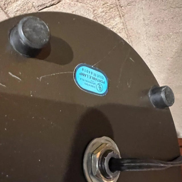 Tan 1950s Modern Sputnik Atomic Table Lamp Pair For Sale - Image 8 of 12