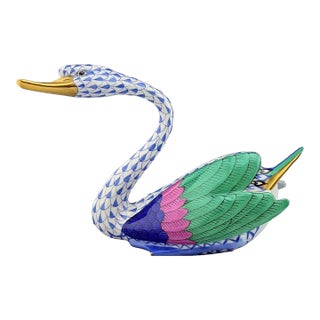 Vintage MCM Herend Swan Blue Fishnet Bird Figurine For Sale