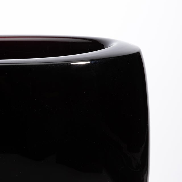 Onyx Hand Blown Murano Vase in Black Onyx and Clear With Bubbles For Sale - Image 8 of 10